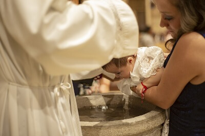 Jak się ubrać na chrzciny